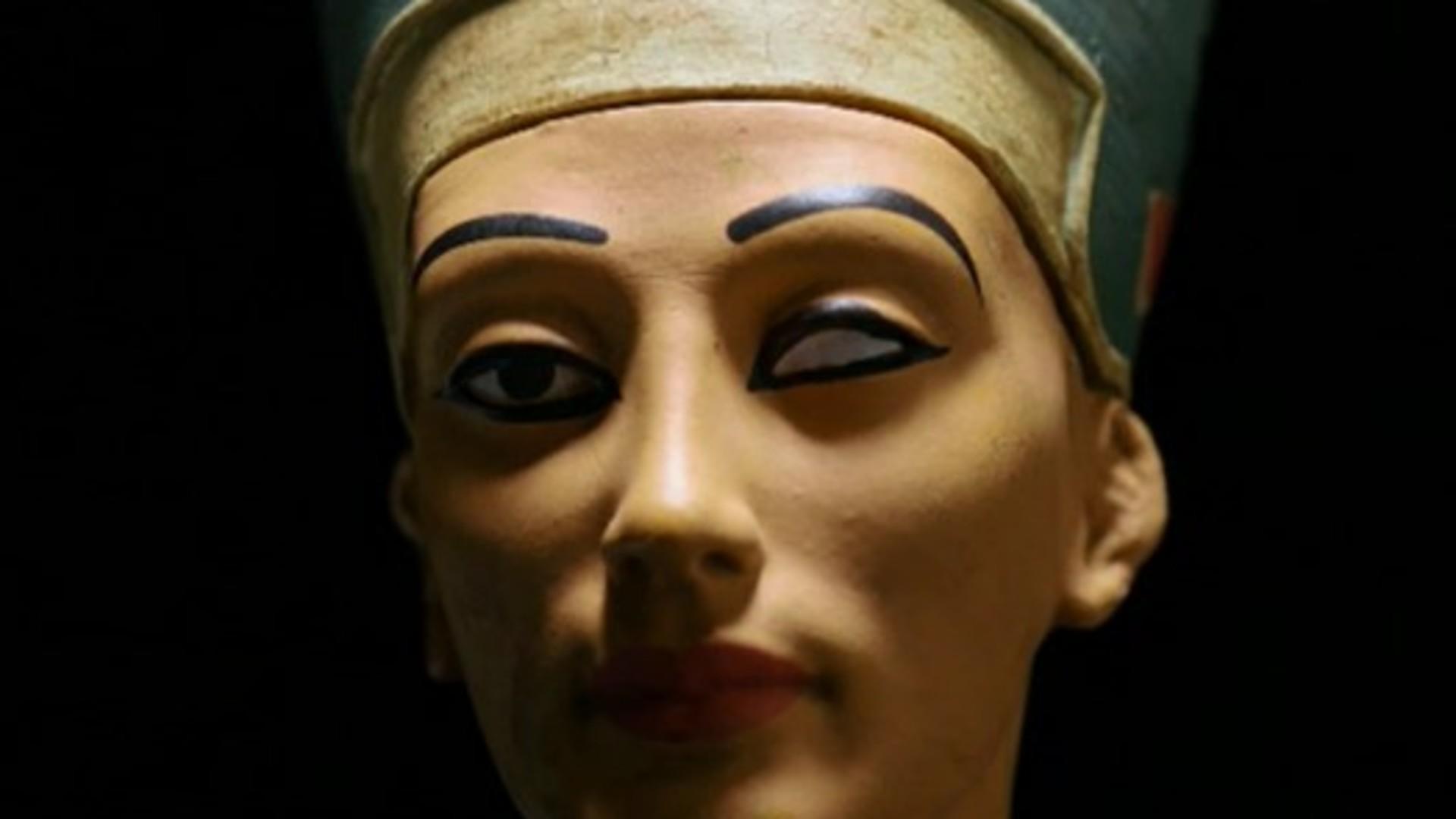 À la recherche de Nefertiti