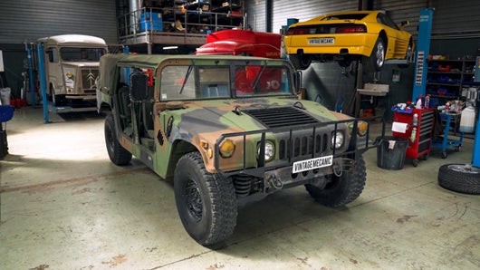 Humvee M998