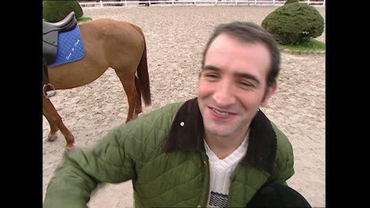 À cheval