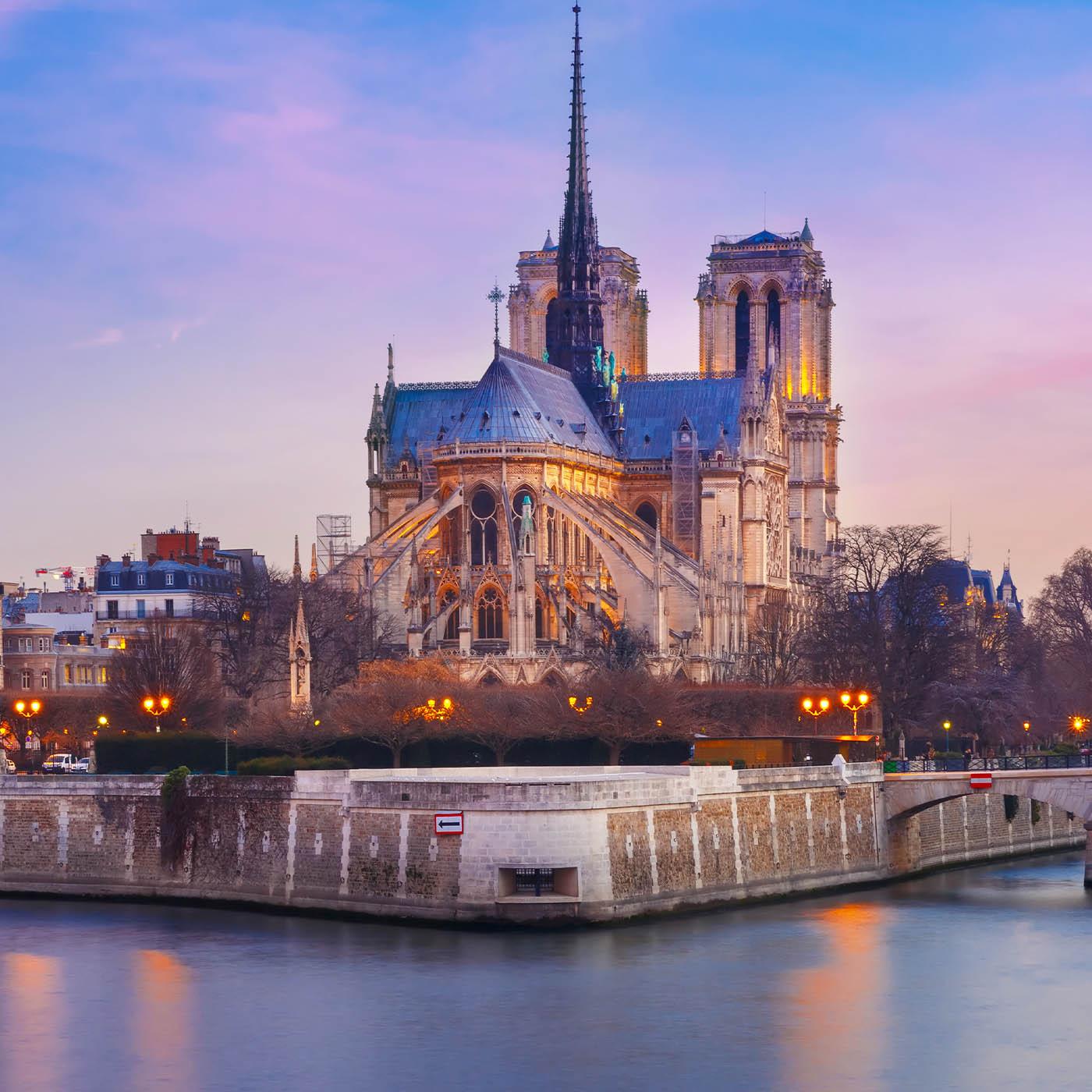 Notre-Dame de Paris : les 10 secrets d'une cathédrale mythique