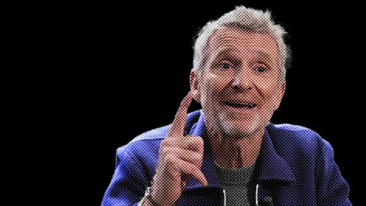 Denis Brogniart raconte les secrets de Koh-Lanta et comment il en est arrivé là…