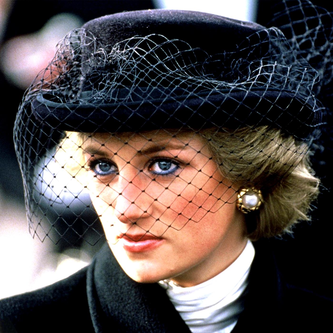 Lady Di : enquête sur un destin tragique