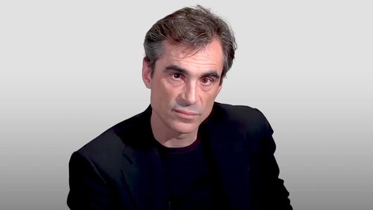 Filmer sa vie plutôt que de la vivre, par Raphaël Enthoven