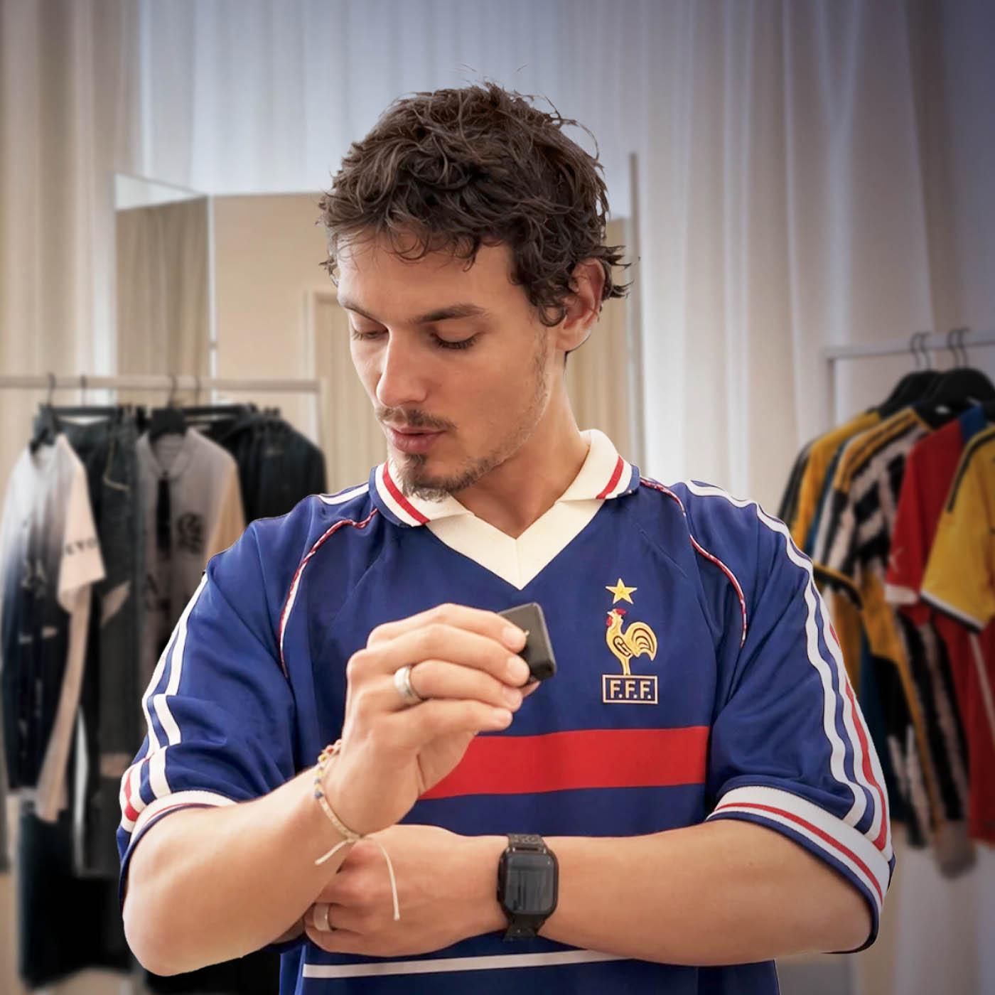 Comment le maillot de foot est devenu une mine d'or pour les marques