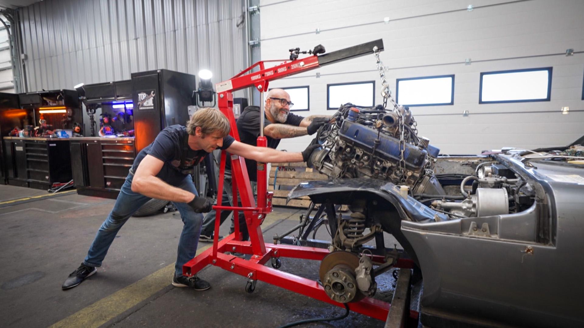 Jour 4 - Wheeler Dealers vs. Vintage Mecanic