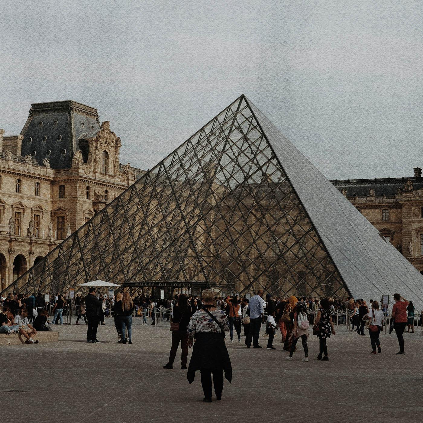 Où sont les bijoux volés au Louvre ?