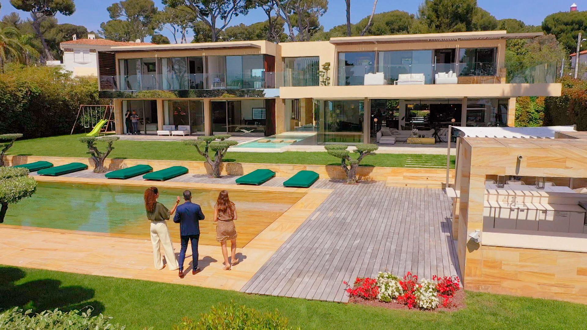 Welcome to Saint-Tropez
