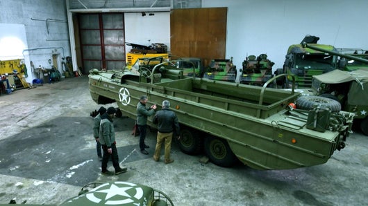 Véhicule militaire Dukw 353