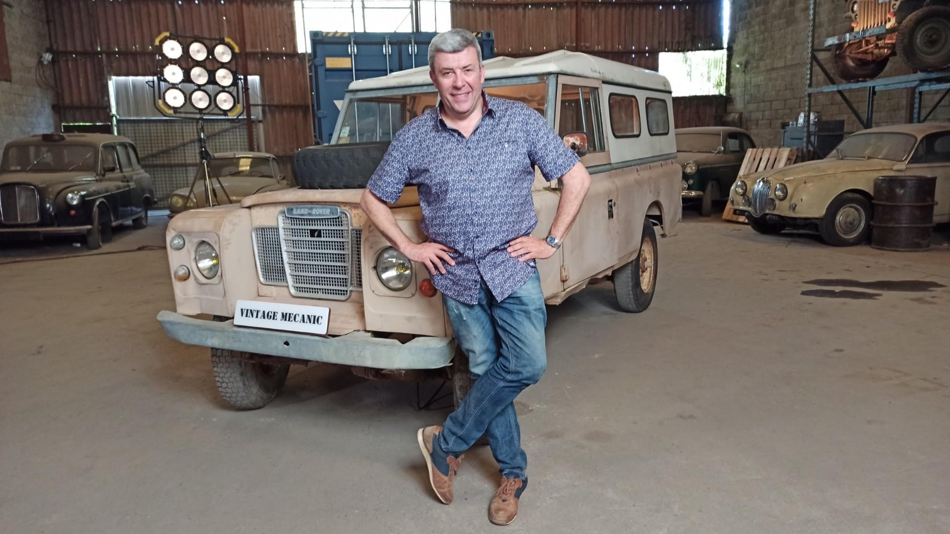 Land Rover 109 series 3