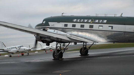 Avions et voitures anciennes