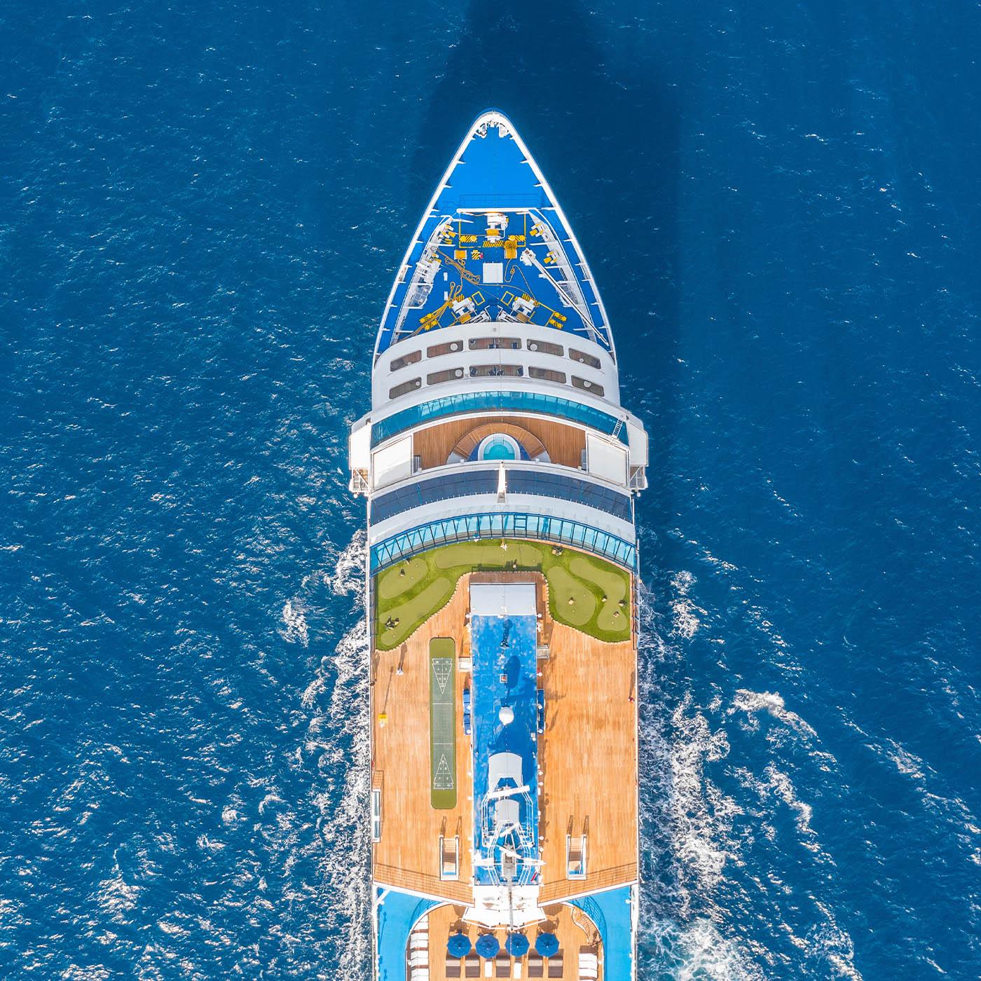 Croisières : la techno des méga paquebots