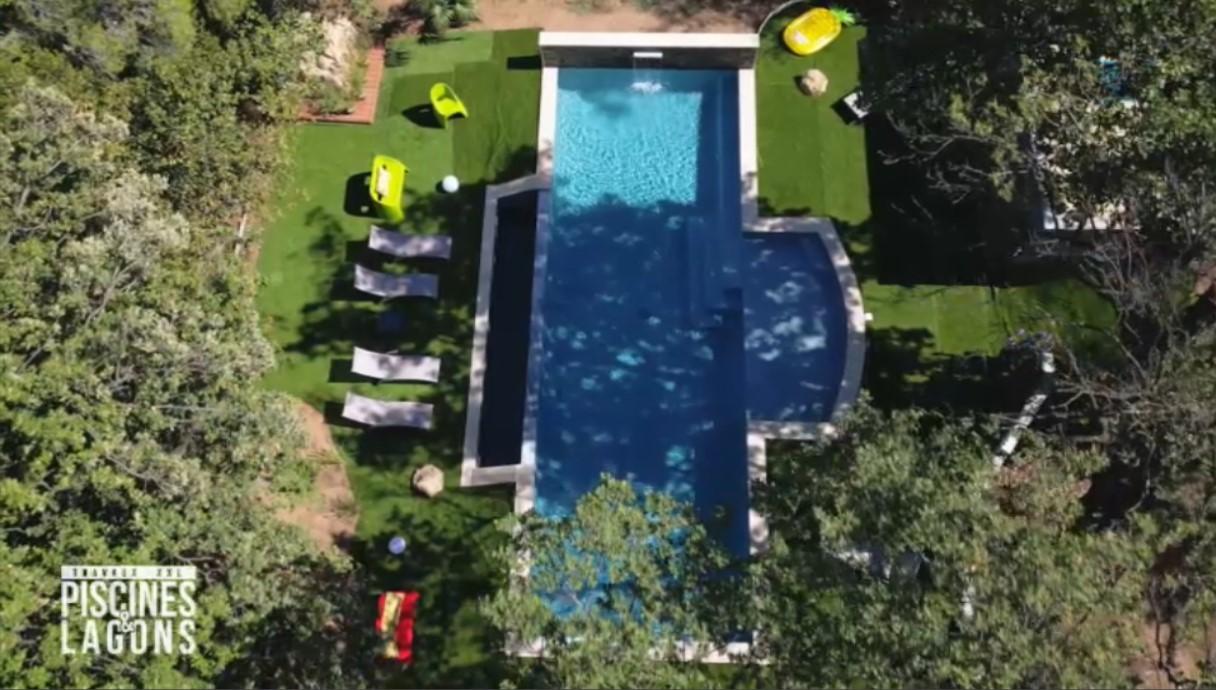 Piscine à cascade dans le Var
